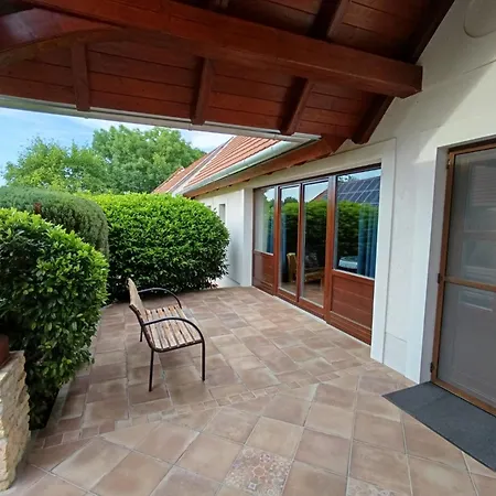 Falusi Vendeghaz, Rural * Nagyvázsony